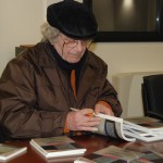 Beppe Costa firma libri